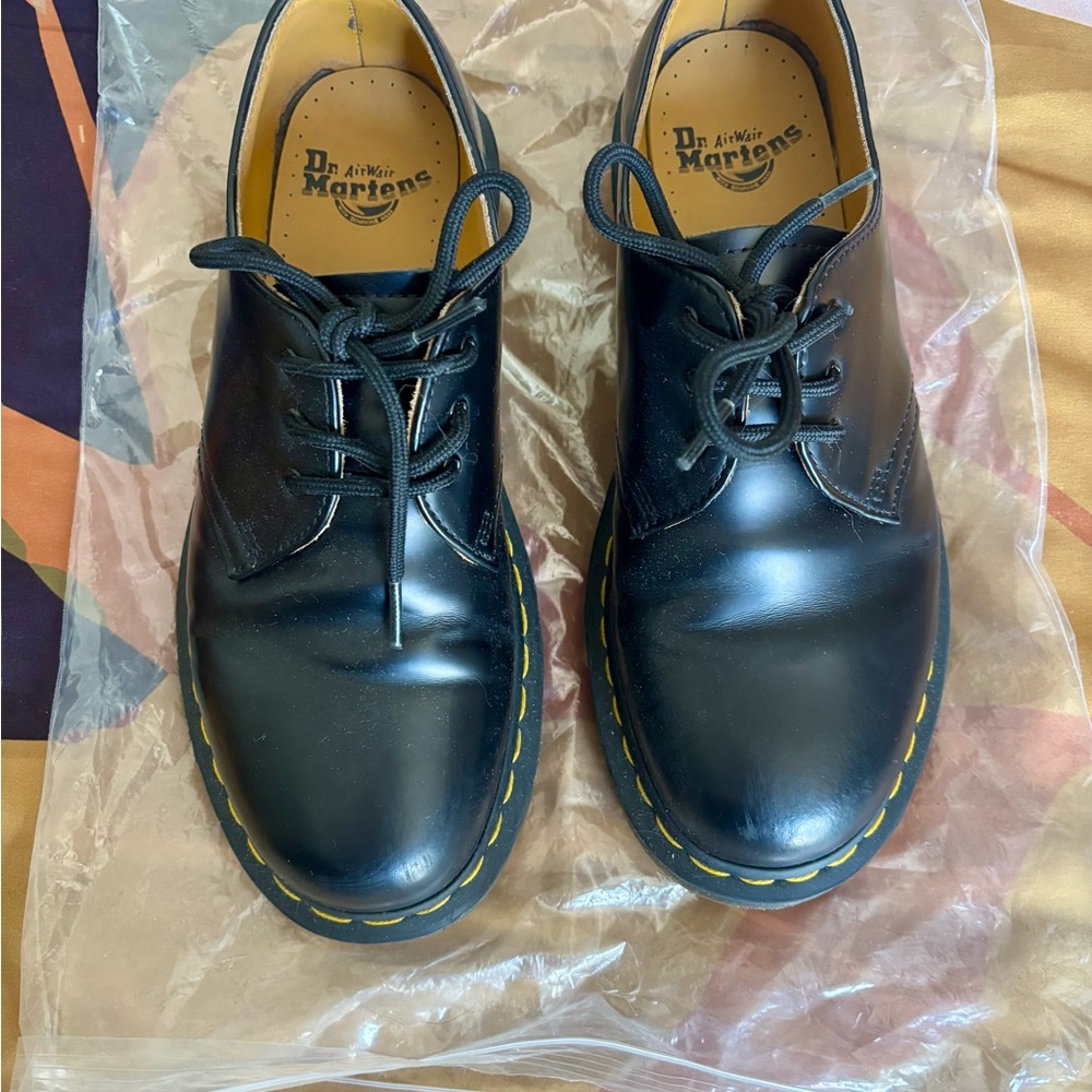 Dr. Martens Black Oxford Shoes with Yellow Stitching EU41